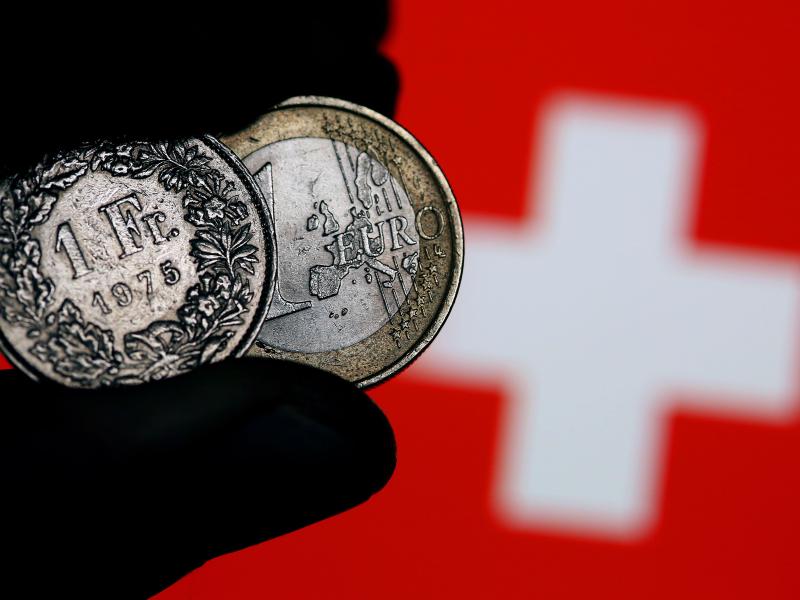 Schweizer Notenbank hält Franken für stark überbewertet