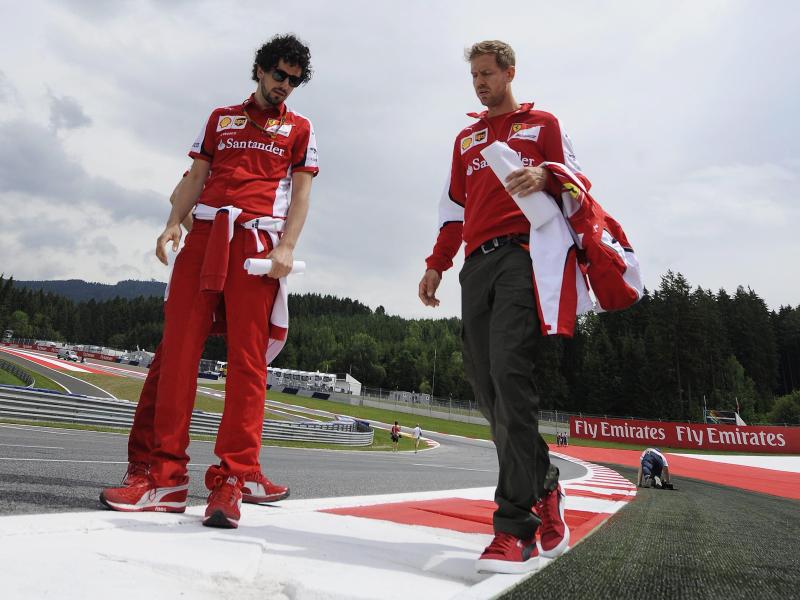 Vettel: Mercedes ist Favorit beim Österreich-GP