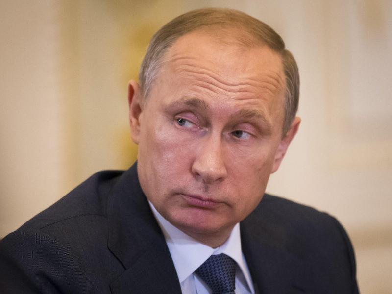 Putin will Russland bei Wirtschaftsforum Weg aus der Krise weisen