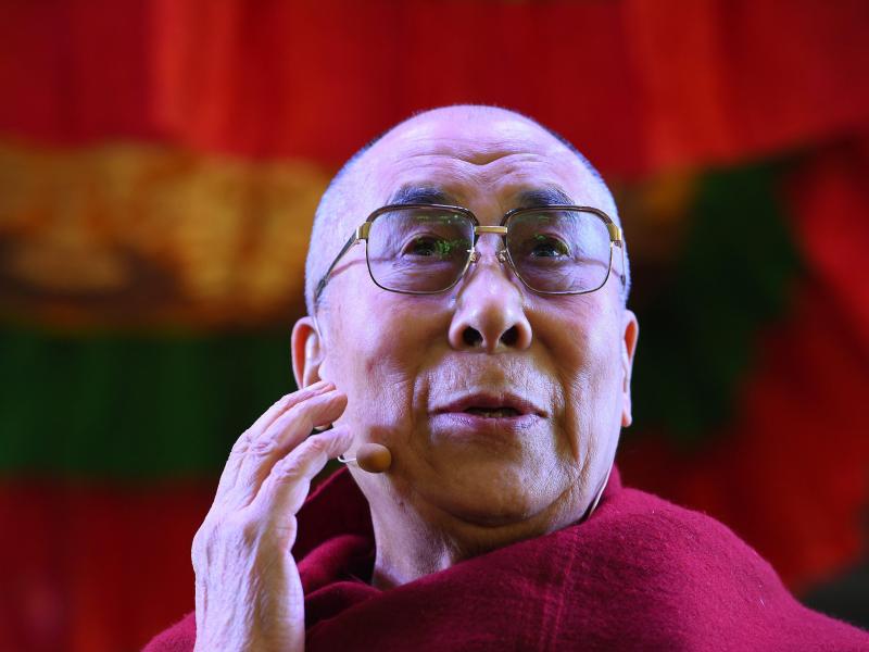 Tibeter in Indien feiern 80. Geburtstag des Dalai Lama