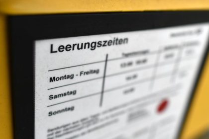 Streit um Sonntags-Zustellung bei der Post