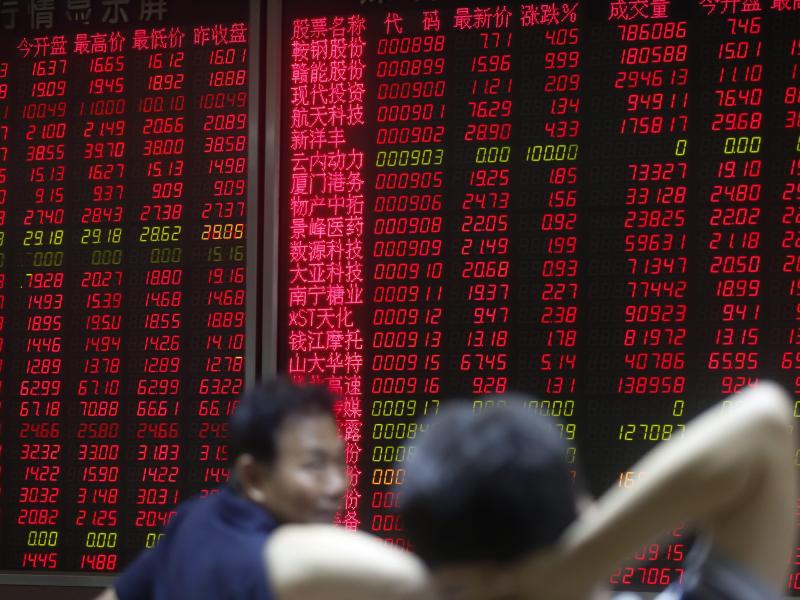 China: Shanghaier Börse stürzt wieder 7,4 Prozent ab