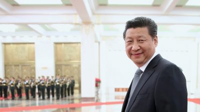 SENSATION: Chinas Politiker leisten in Zukunft Amtseid auf die Verfassung!