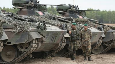 Aufrüstung gegen Russland: Truppentransporter für Bundeswehr nach Litauen verlegt