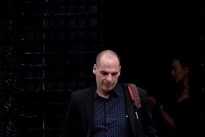 Porträt: Varoufakis pflegt sein Rebellen-Image als “Popstar der Ökonomie”