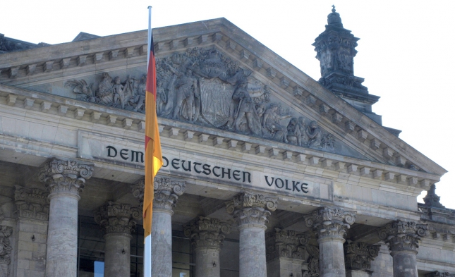 Bundestag schaltet nach Cyberangriff Computersystem für fünf Tage ab