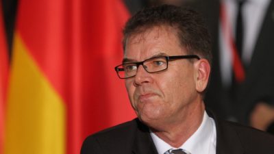 Entwicklungsminister will Jugendinitiative für Afrika