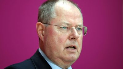 Steinbrück gegen Verhandlungen über drittes Hilfspaket für Athen