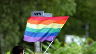 Berliner Justizsenator wirbt für Homo-Ehe