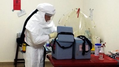 Bericht: EU-Finanzierung von Ebola-Labors gesichert