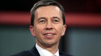 Lucke buhlt um Wähler von CDU und FDP