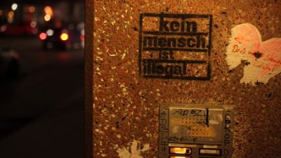 Berlin: Ex-Ausländerbeauftragte spricht von Notstand