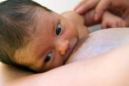 Stillen: Babys gebildeter Mütter mit Startvorteil laut Studie   