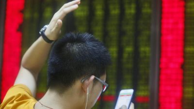 Chinas Broker wollen Börse mit Milliardensummen stützen