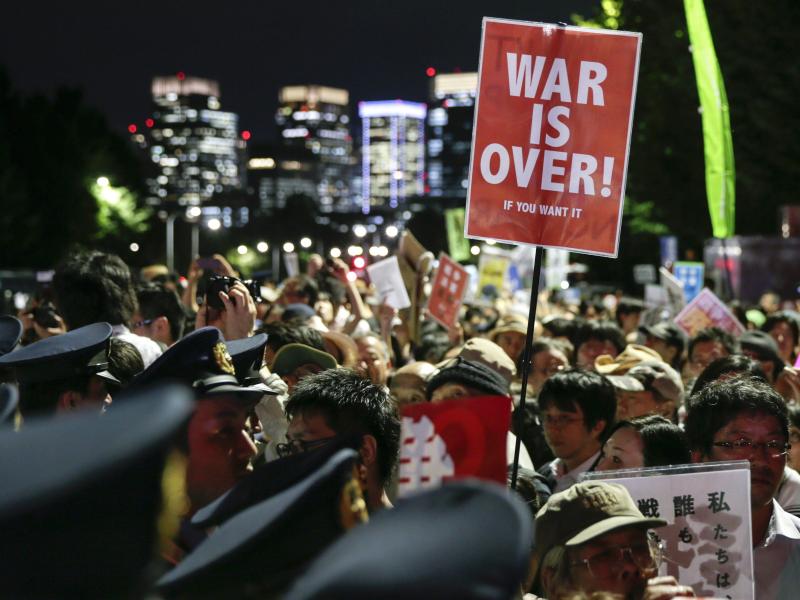 Japan erlaubt militärische Einsätze im Ausland