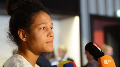 Celia Sasic beendet ihre Karriere