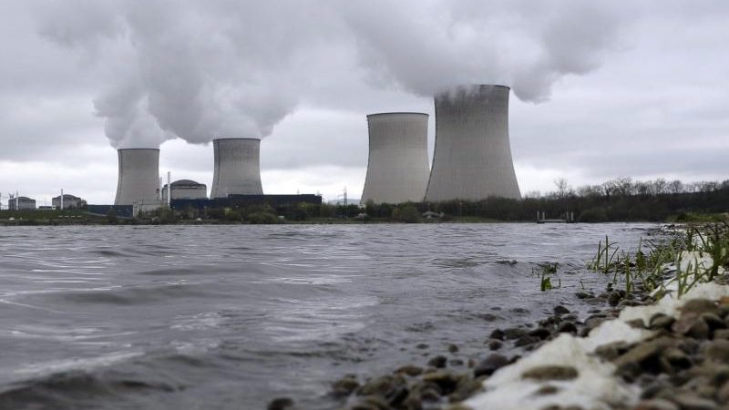 32 französischen Atomkraftwerken droht akuter Störfall – Greenpeace veröffentlicht Report zu fehlerhaften Bauteilen