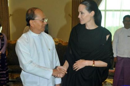 Angelina Jolie mit Sohn Maddox in Myanmar