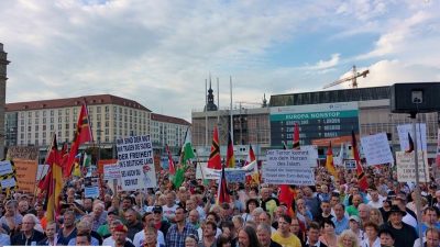 Tatjana Festerling bei Pegida: „Wir erleben die organisierte Verantwortungslosigkeit“