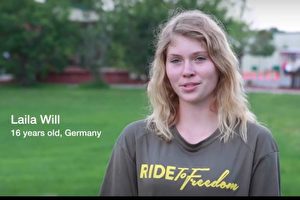 Laila Will aus Deutschland radelte nach bestandenem Abitur mit bei Ride2Freedom
