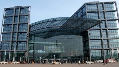 Berliner Hauptbahnhof droht Totalsperrung der Ferngleise