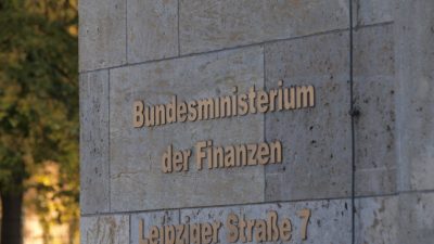 Finanzministerium fordert von Athen Umsetzung zugesagter Reformen