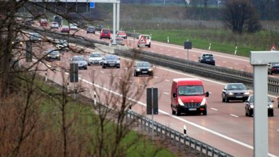 Bayern: Zwei Tote und fünf schwer Verletzte bei Unfall auf A3