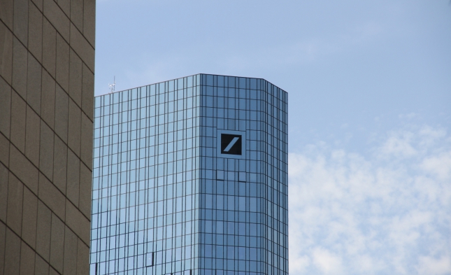 Deutsche-Bank-Chef Cryan macht Vorstandsressort Recht zur Chefsache