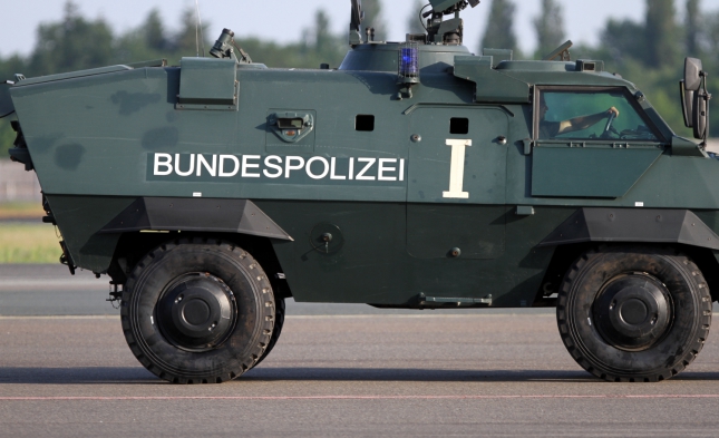 CDU-Außenpolitiker offen für Wiedereinführung von Grenzkontrollen