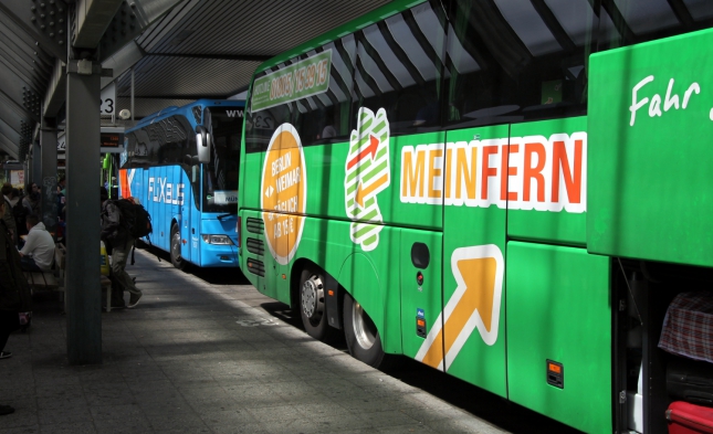 Grüne wollen Fernbus-Maut für bessere Terminals verwenden