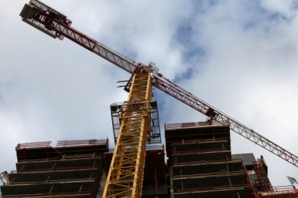 Zahl der genehmigten Wohnungen im ersten Halbjahr um 2,6 Prozent gestiegen