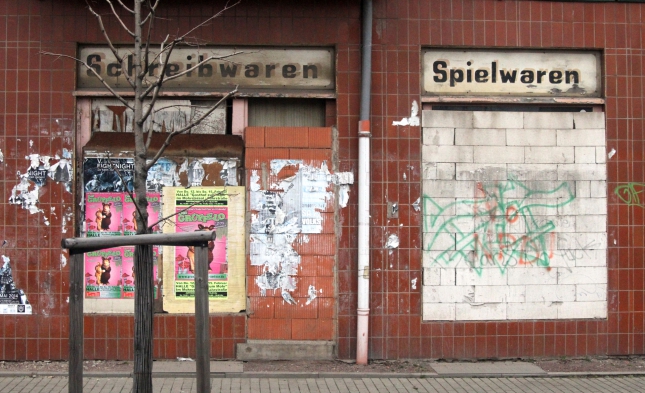 Tübingens OB will leerstehende Häuser für Asylanten beschlagnahmen