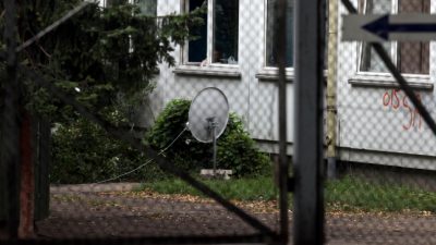 Ehestreit in Asylbewerberheim: Frau stürzt 3,5 Meter in die Tiefe