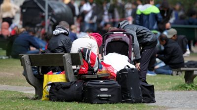 Gabriel will Kommunen bei Flüchtlingskosten entlasten