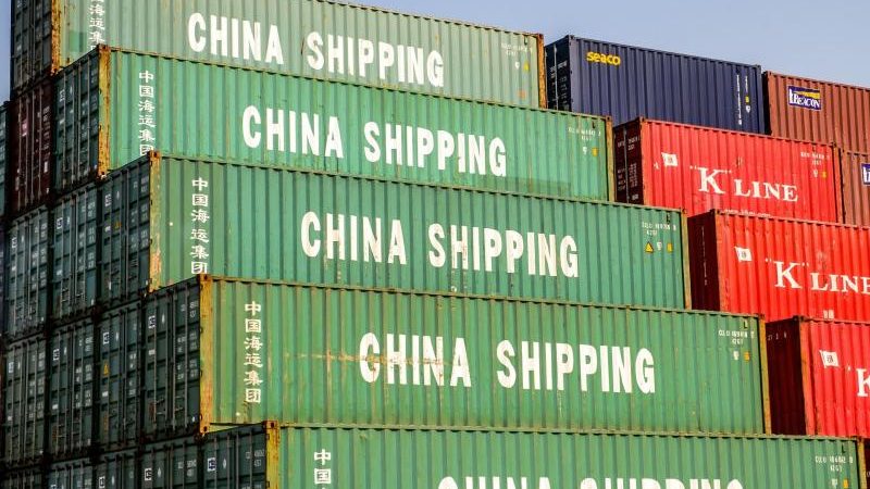 Chinas Exporte fallen stärker als erwartet