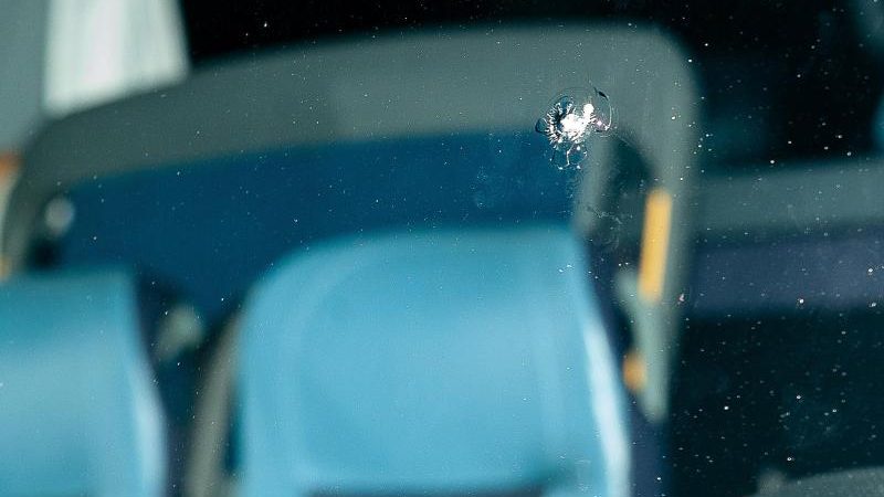 Polizei sucht weiter nach Schützen auf Hertha-Bus