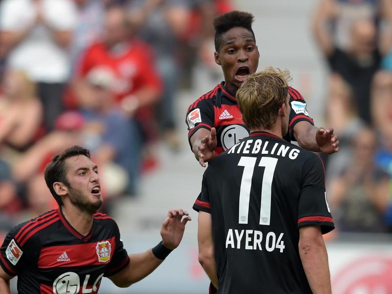 Bayer siegt 2:1 bei Probe für Champions-League-Playoff