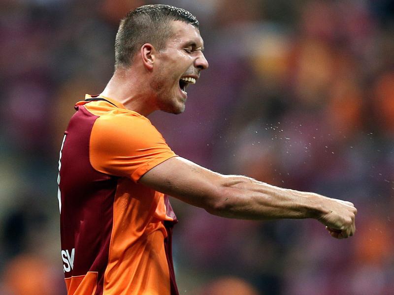 Podolski bewahrt Galatasaray vor Auftaktpleite