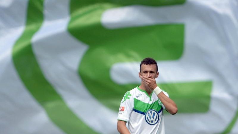 Wolfsburg startet mit Sieg in die Bundesliga-Saison