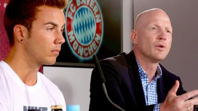 Sammer umarmt Götze: Mario einfach in Ruhe lassen