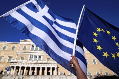 Regierungschef Tsipras warnt Schäuble und IWF im Schuldenstreit