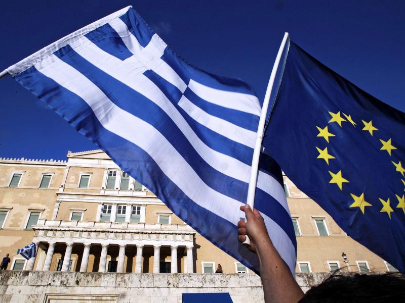 Regierungschef Tsipras warnt Schäuble und IWF im Schuldenstreit