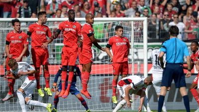 Calhanoglu-Freistoß sichert Bayer-Arbeitssieg in Hannover