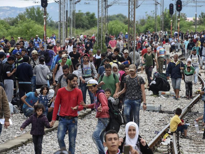 Flüchtlinge passieren ungehindert Grenze zu Mazedonien