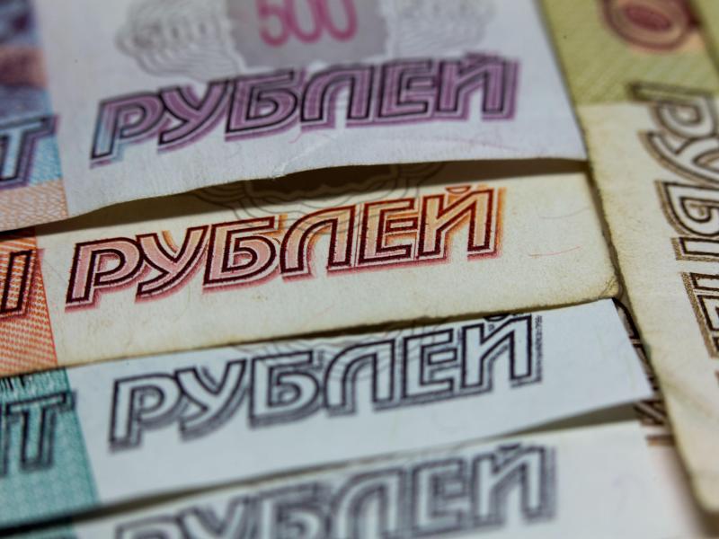 Russischer Rubel rutscht auf Tiefstand seit Dezember