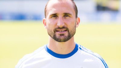 HSV-Profi Jiracek zum Medizincheck bei Sparta Prag