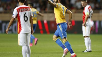 Mustafi erreicht mit Valencia CL-Gruppenphase