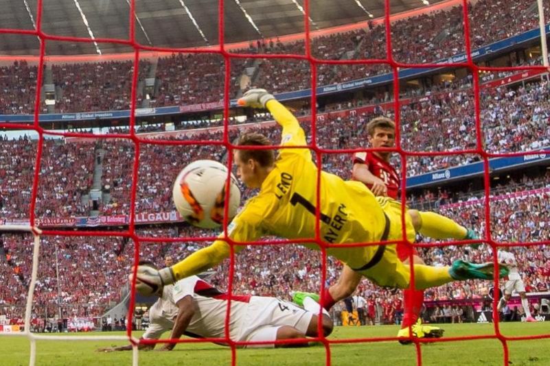 Jubilar Müller führt Bayern zum klaren Sieg gegen Bayer
