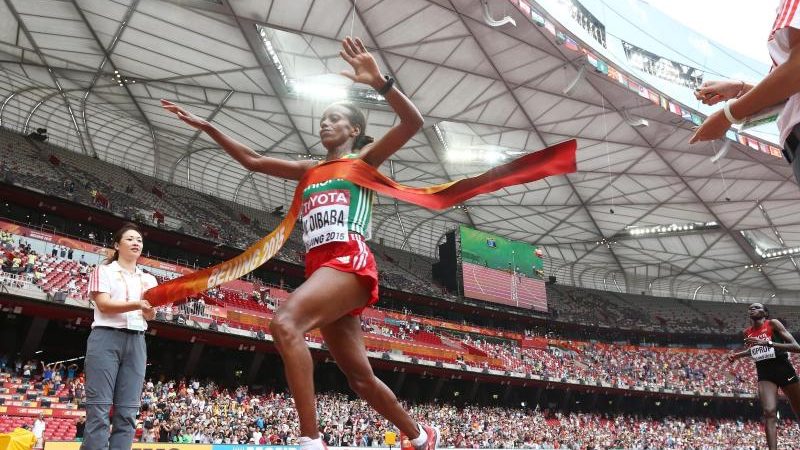 Äthiopierin Mare Dibaba gewinnt WM-Marathon