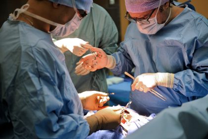 38 % der vollstationären Kranken­haus­patienten wurden im Jahr 2014 operiert